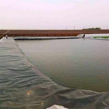防渗土工膜在养殖中的作用